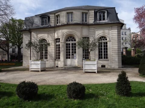 Soin du Tapis et du Parquet Paris XXe arrondissement de Ménilmontant