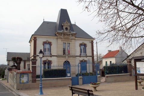 Soin du Tapis et du Parquet Breuil-Bois-Robert