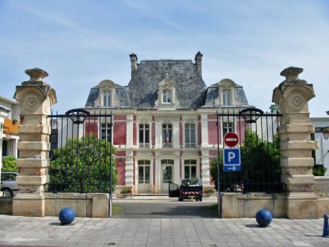 Soin du Tapis et du Parquet Épône