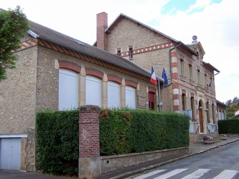 Soin du Tapis et du Parquet La Boissière-École