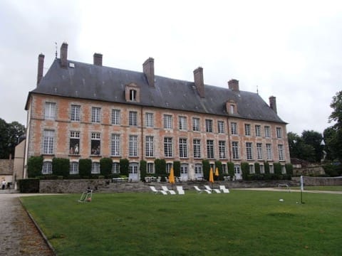 Soin du Tapis et du Parquet Les Mesnuls