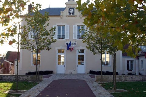 Soin du Tapis et du Parquet Orvilliers