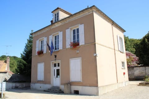 Soin du Tapis et du Parquet Saint-Martin-de-Bréthencourt